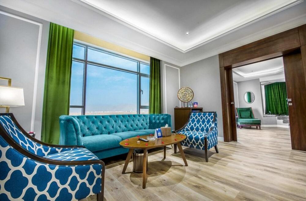Suknai Royal Hotel Хаиль Экстерьер фото