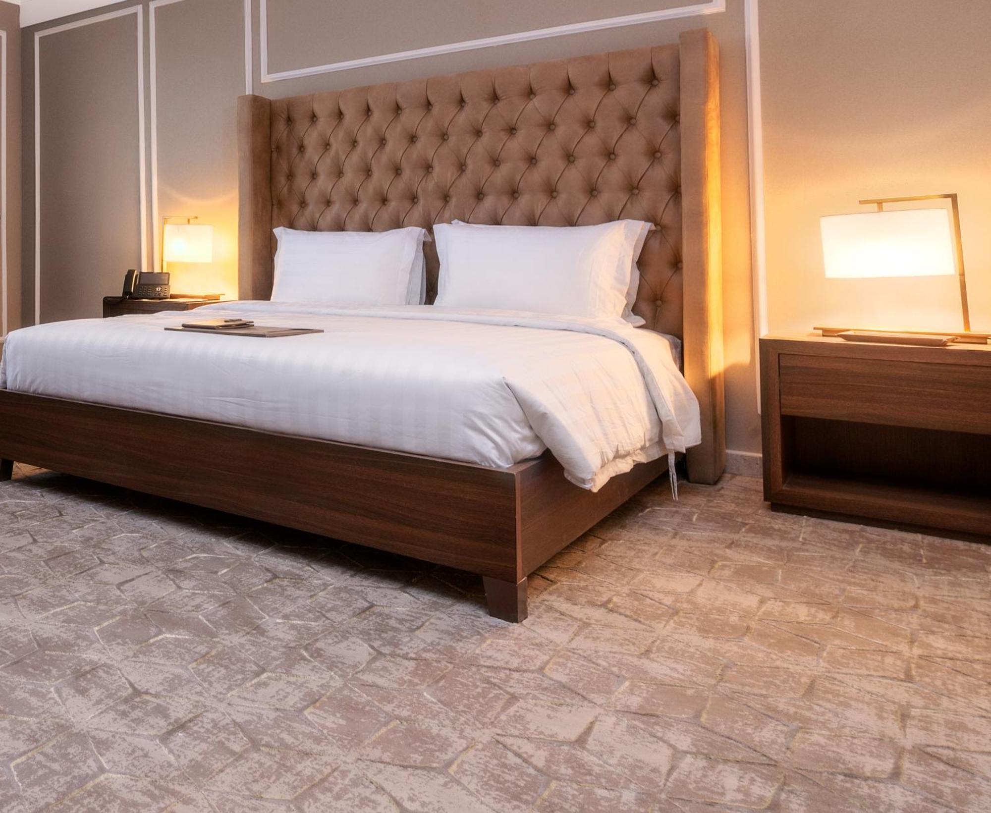 Suknai Royal Hotel Хаиль Экстерьер фото