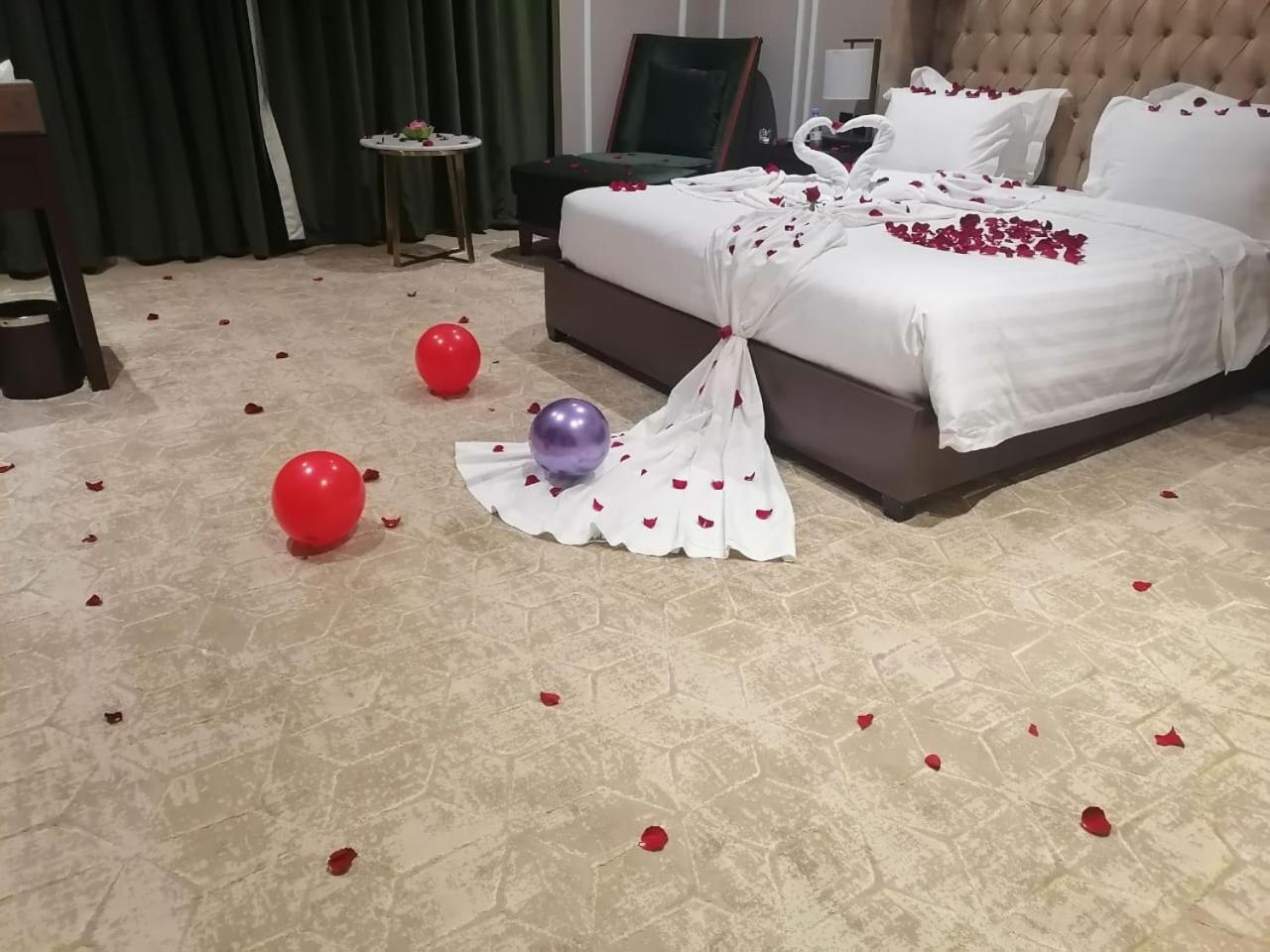 Suknai Royal Hotel Хаиль Экстерьер фото